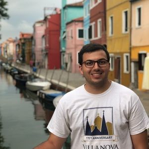 Meet your Posher, Christopher